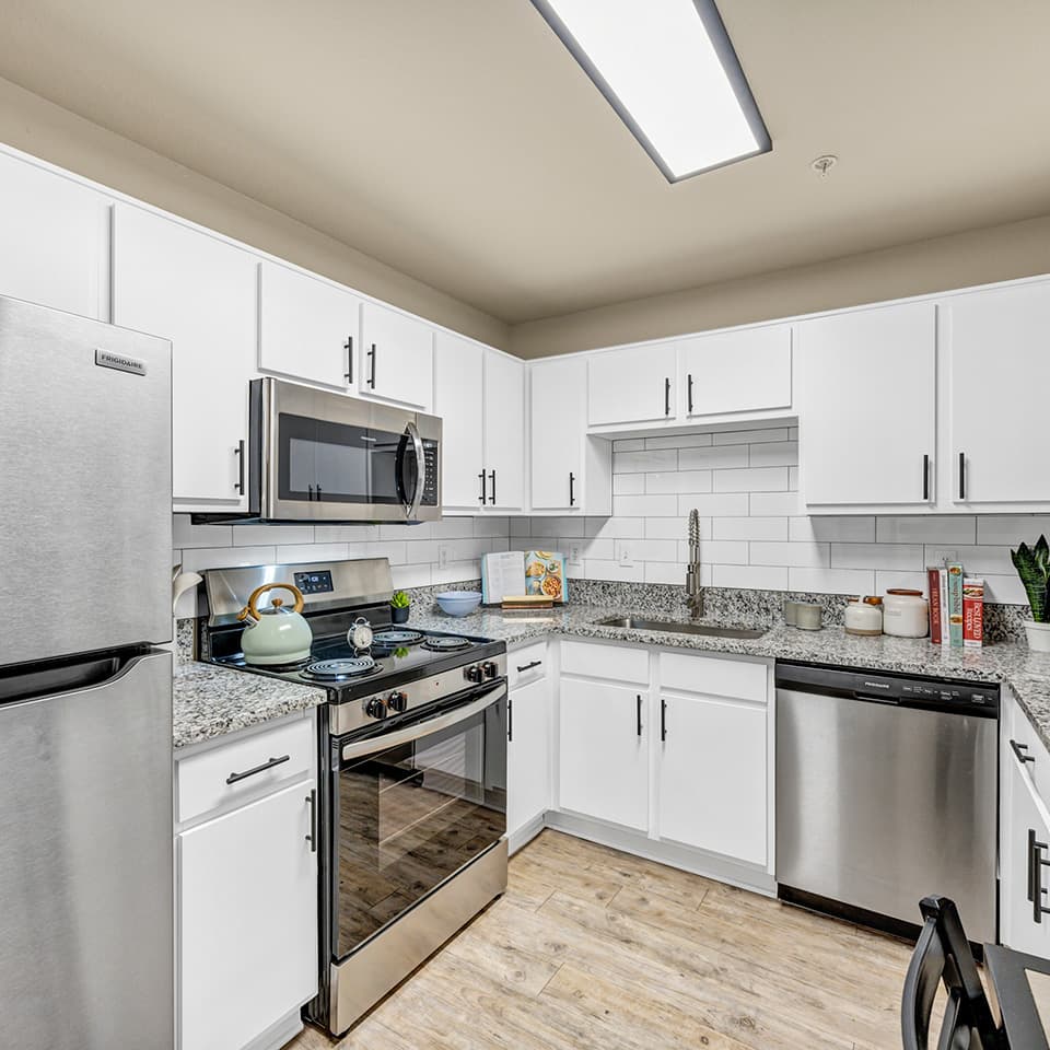 71-21-Oaks—Model—Kitchen-(11)